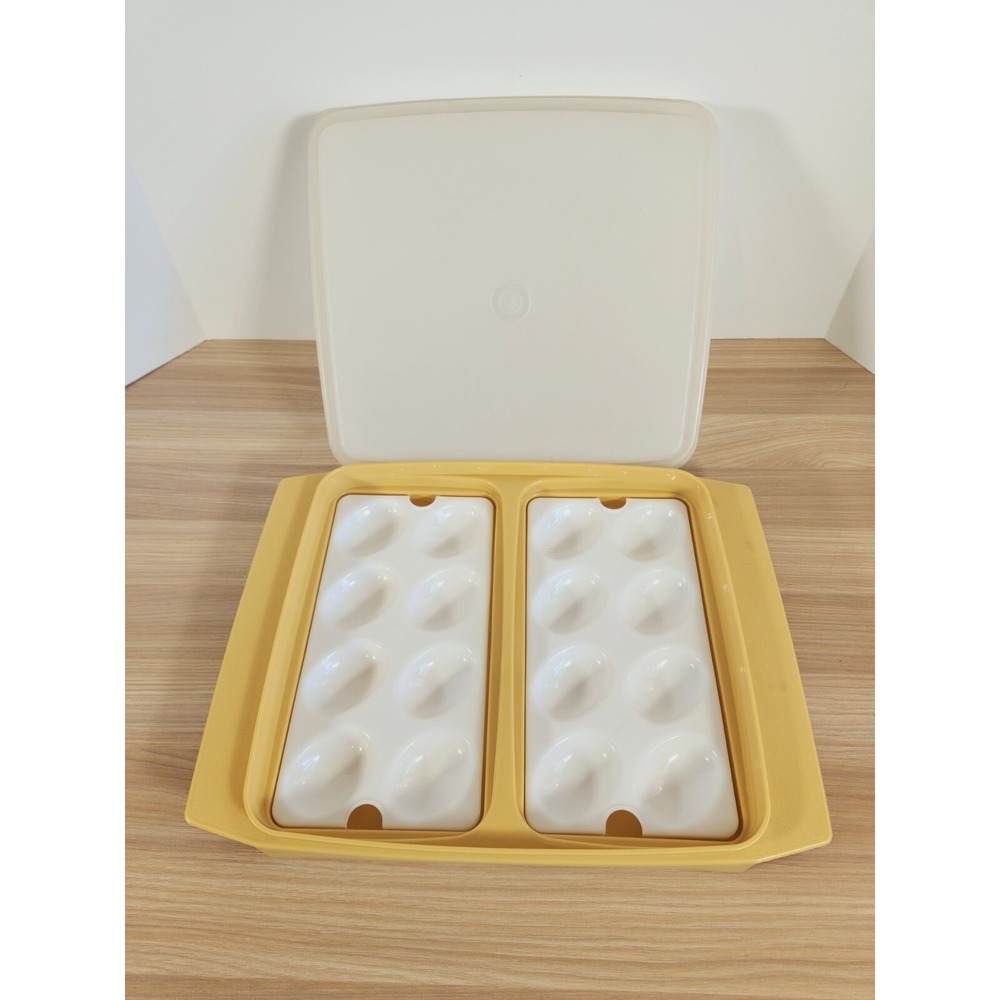 Tupperware Deviled Egg Tray Container‎ w/ Lid Vtg